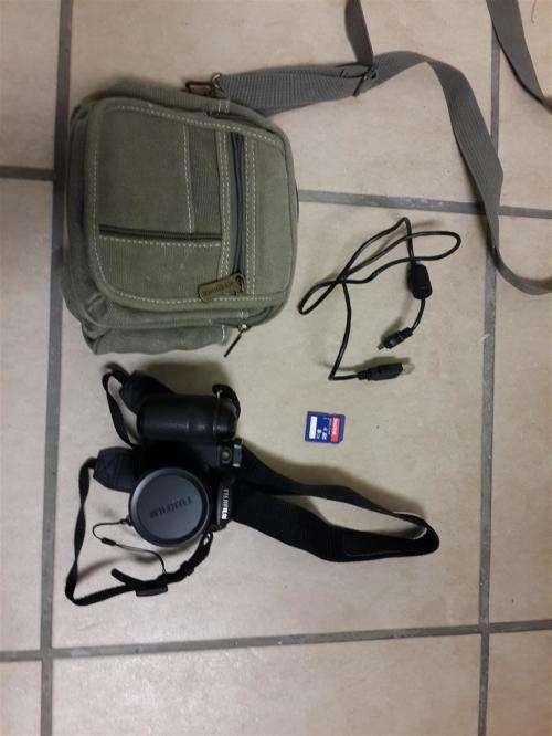 DIGITAL CAMERA FUJIFILM FINEPIX S1500